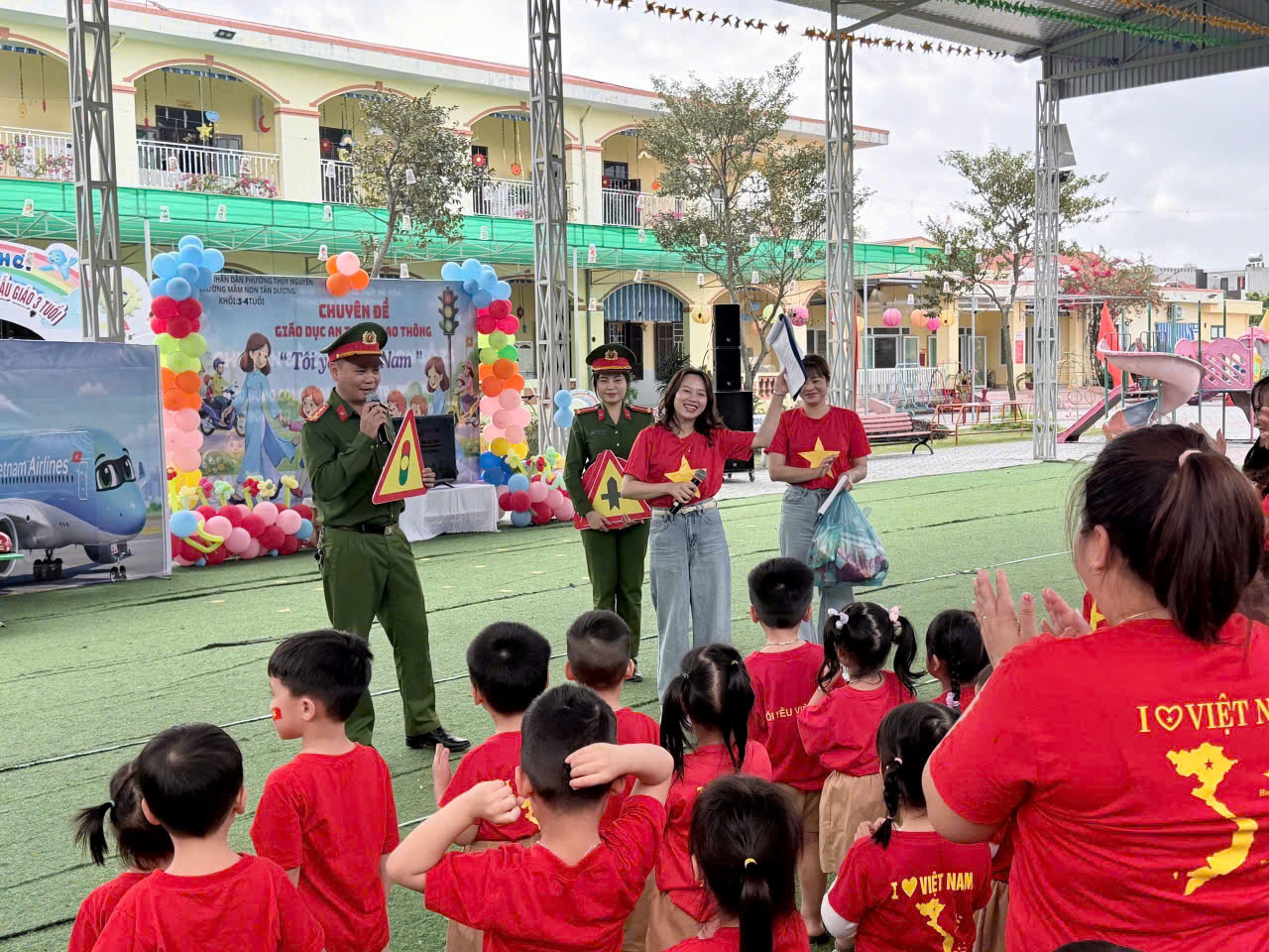 Công an phường Thủy Nguyên: Lan tỏa ý thức, gieo mầm an toàn giao thông từ tuổi thơ